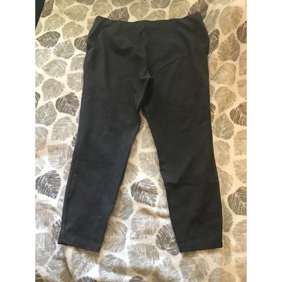 Forever 21 Plus Women's Gray Leggings Size 2X - Picture 2 of 6